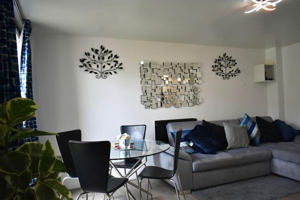 The Gascoigne Apartment London